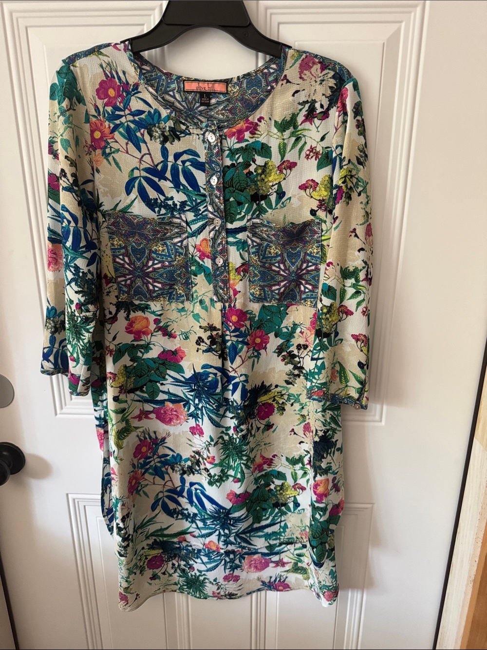 Olive Hill Floral Print Shift Tunic in Cream and Teal